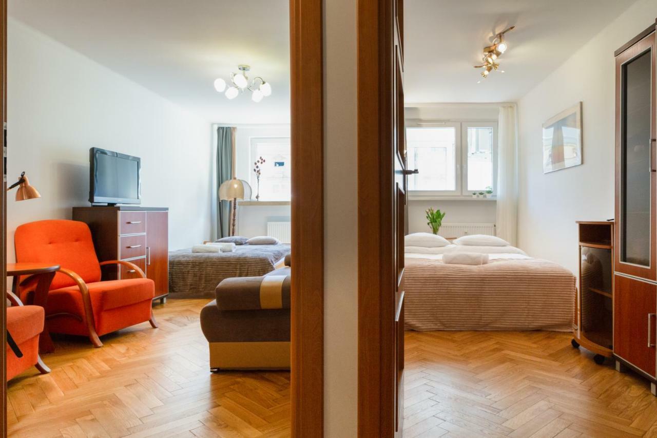 Traditional Apartment Starowislna Street คราคูฟ ภายนอก รูปภาพ