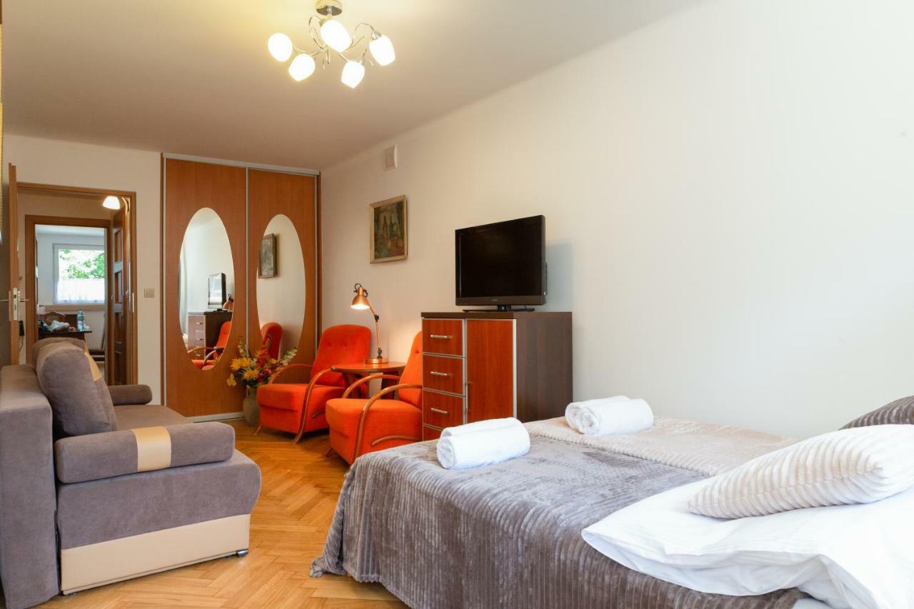 Traditional Apartment Starowislna Street คราคูฟ ภายนอก รูปภาพ