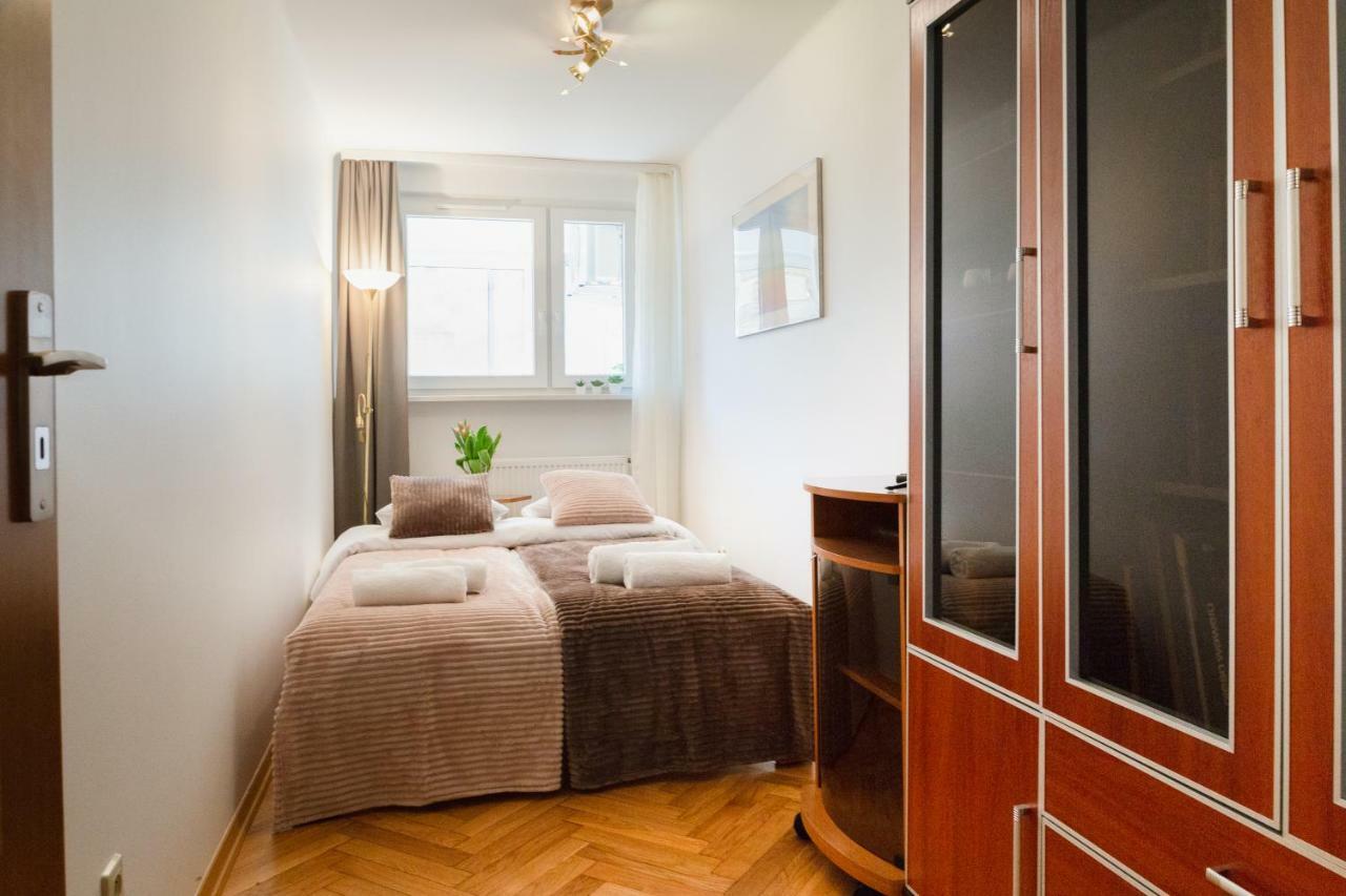 Traditional Apartment Starowislna Street คราคูฟ ภายนอก รูปภาพ